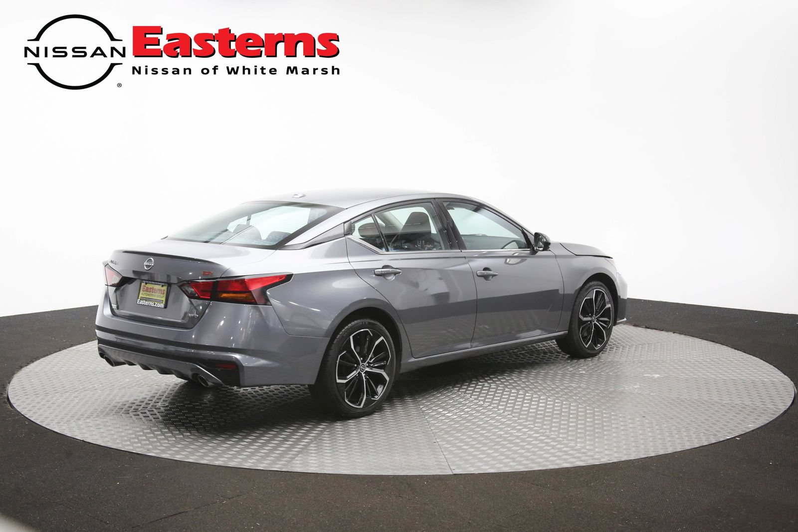 Used 2023 Nissan Altima 2.5 SR AWD/4WD image 40
