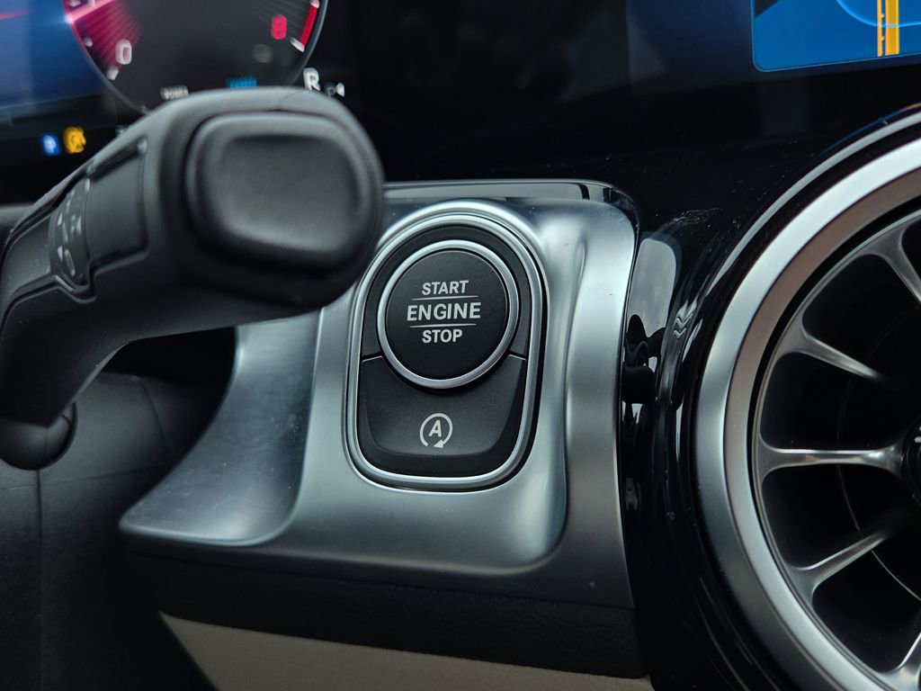 Certified 2026 Mercedes-Benz GLB 250 GLB 250 image 25