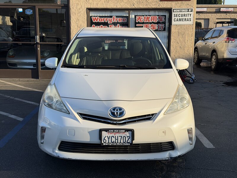 Used 2012 Toyota Prius V Two FWD image 2