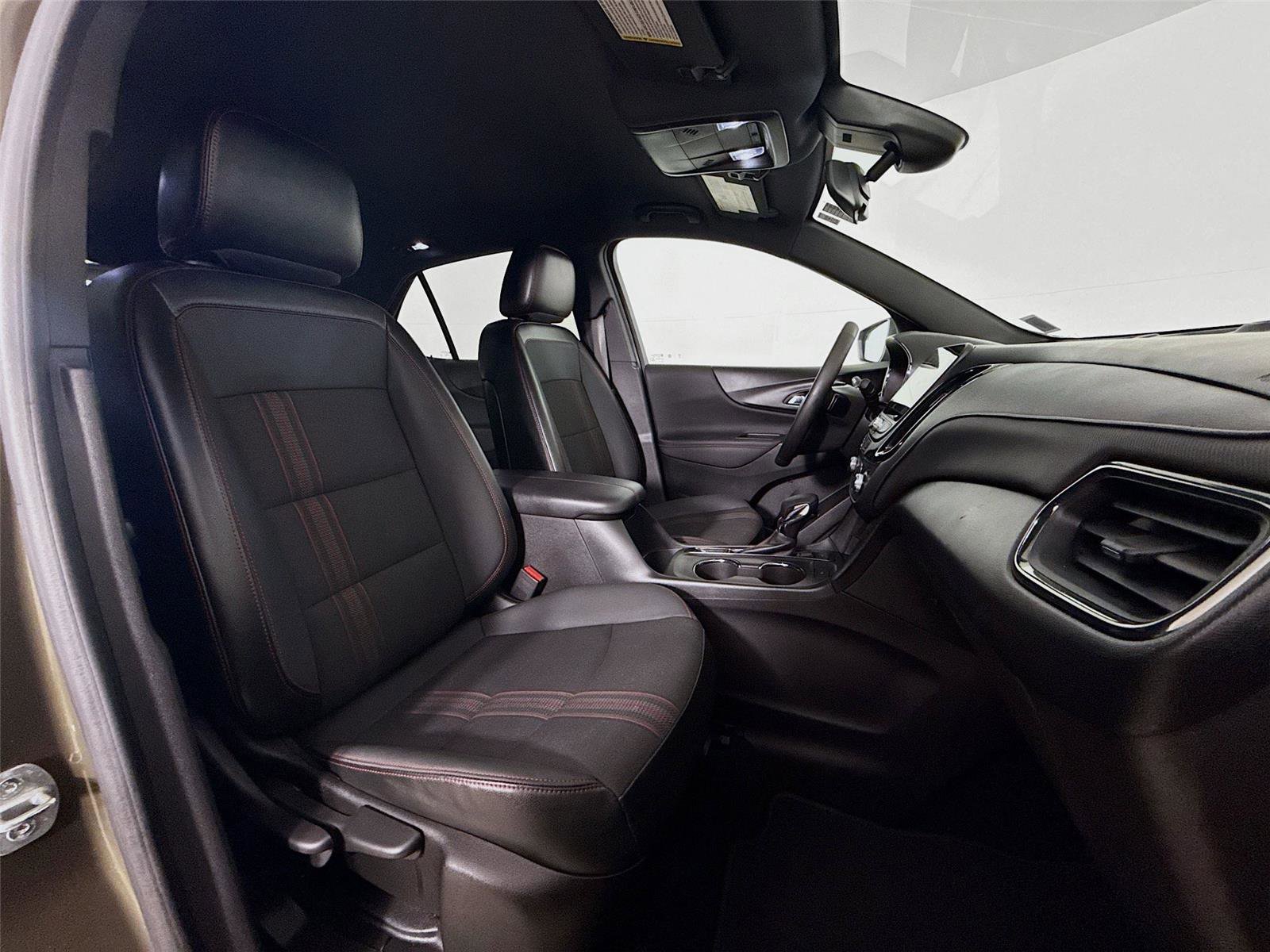 Used 2023 Chevrolet Equinox RS image 27