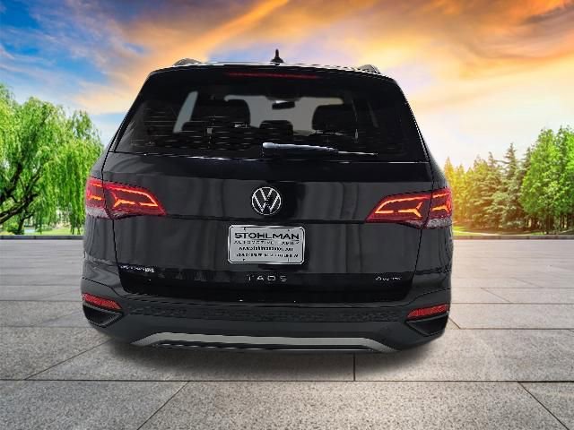 Certified 2022 Volkswagen Taos S AWD/4WD image 5