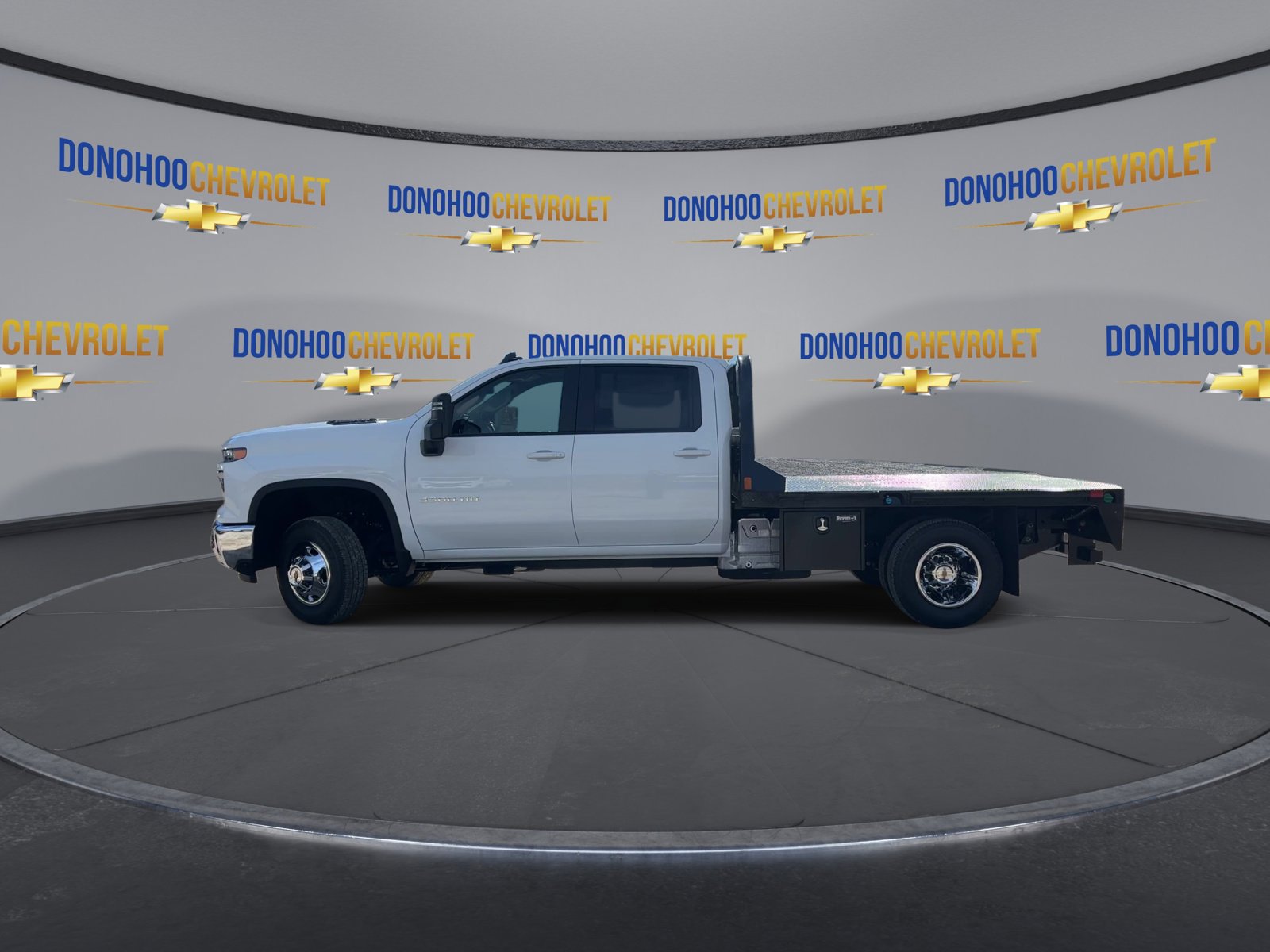 New 2026 Chevrolet Silverado 3500 LT w/ Convenience Package image 8