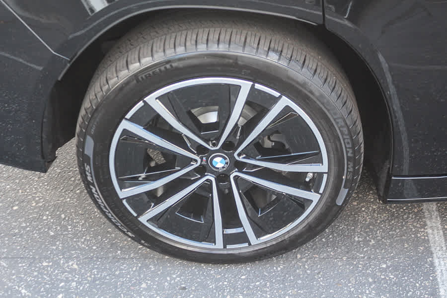 New 2027 BMW iX3 50 xDrive w/ M Sport Package AWD/4WD image 10