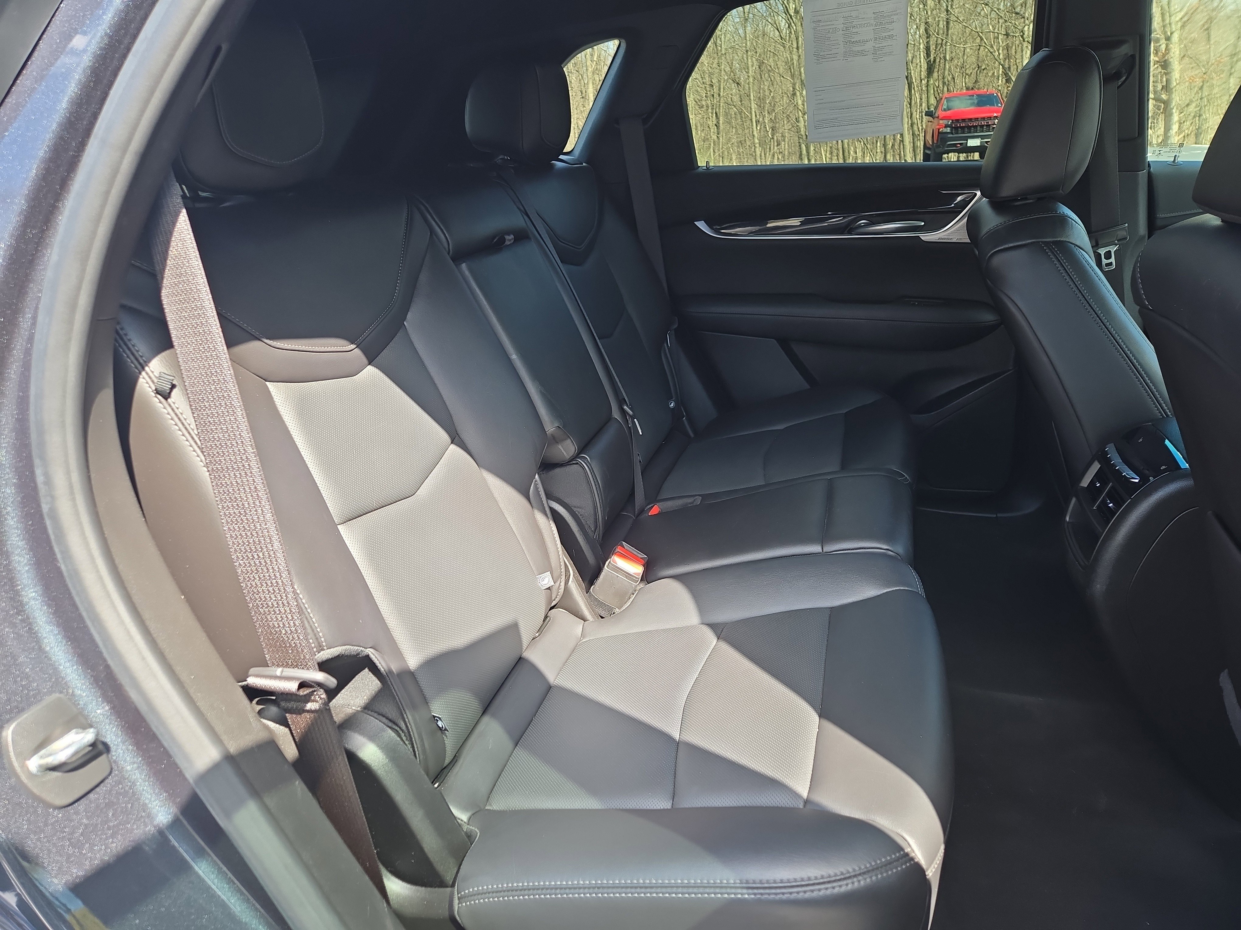 Used 2021 Cadillac XT5 Premium Luxury image 28