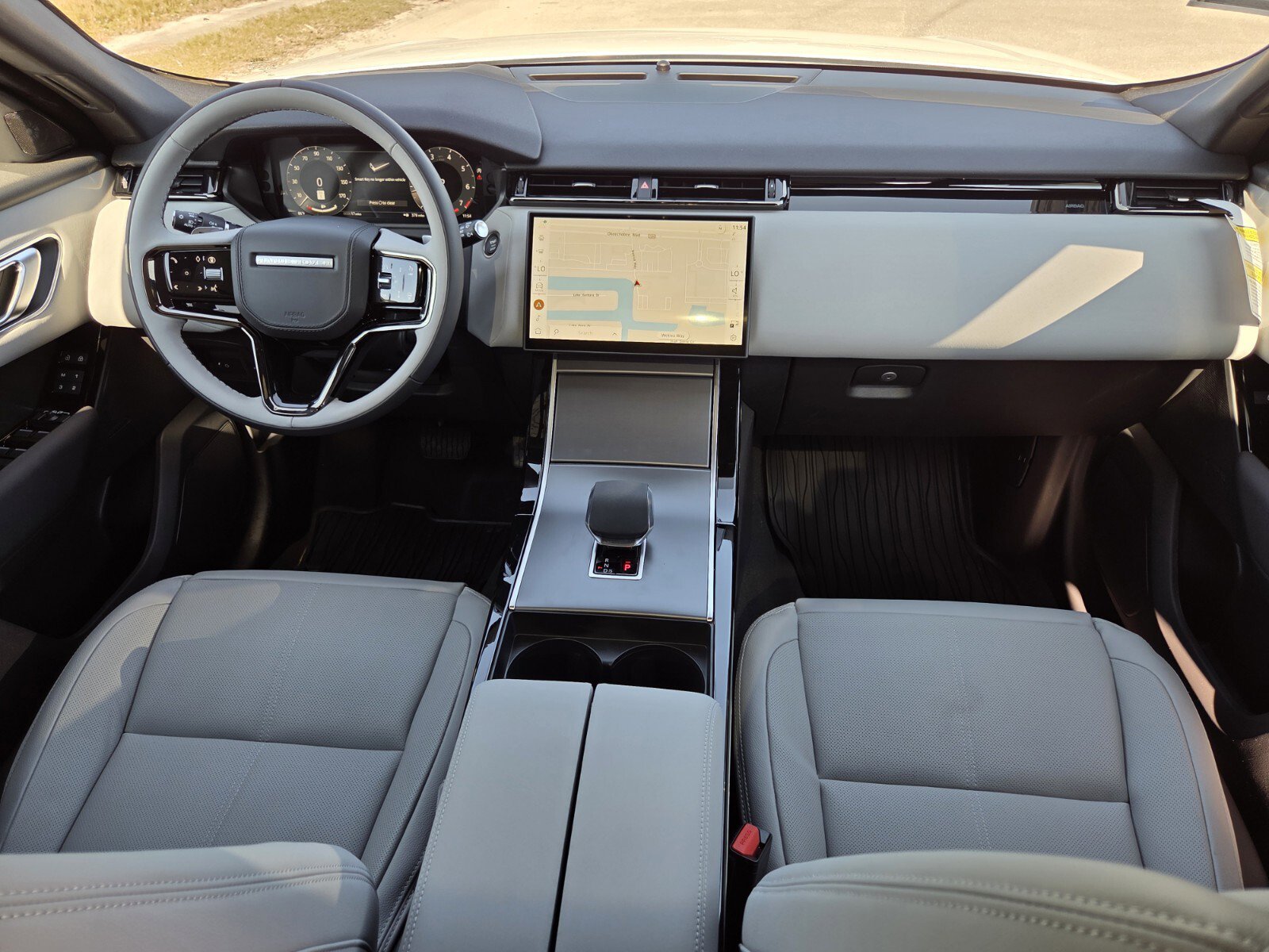 New 2026 Land Rover Range Rover Velar S image 4