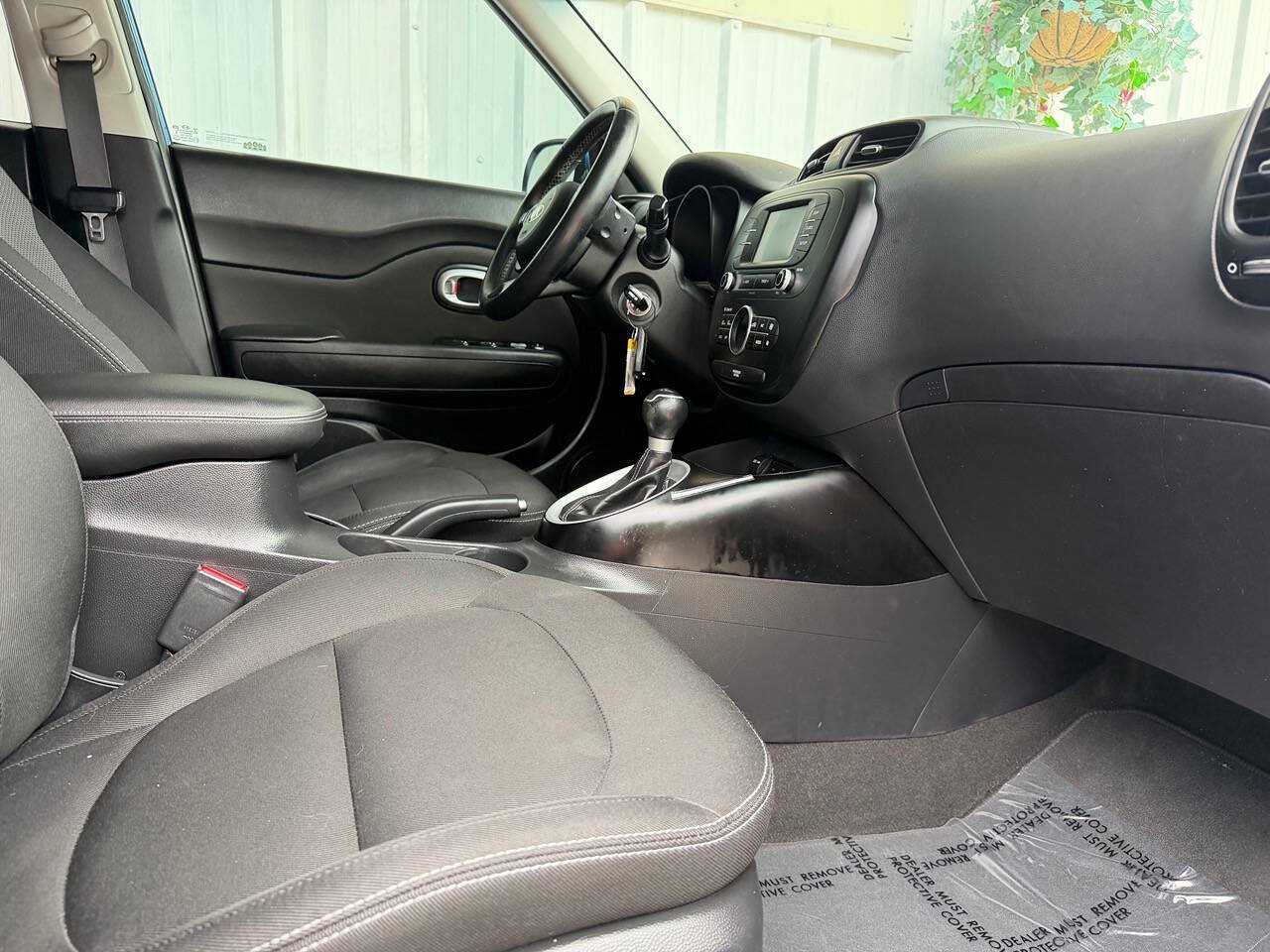 Used 2017 Kia Soul + w/ Designer's Package FWD image 14