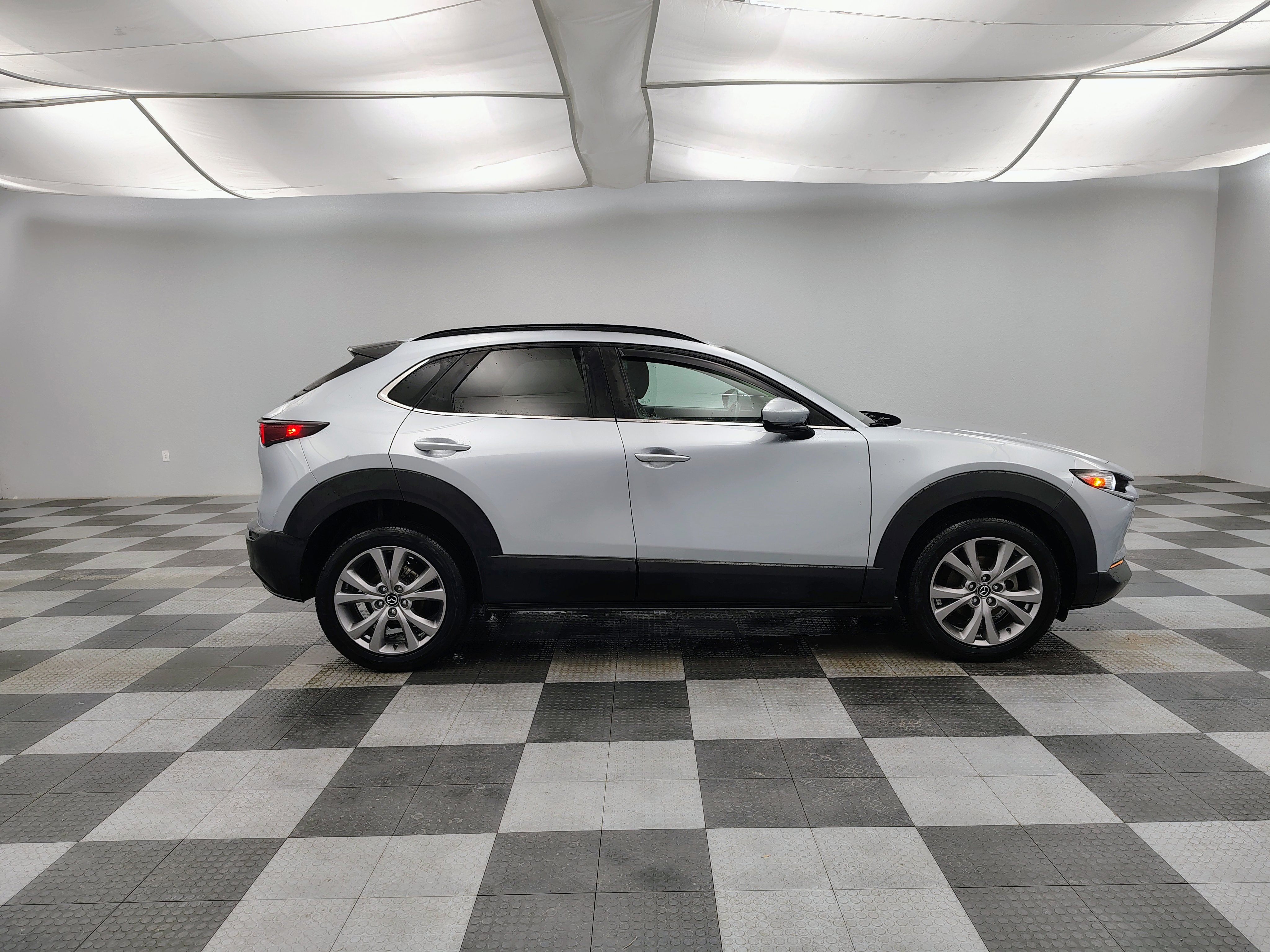 Used 2020 MAZDA CX-30 FWD w/ Select Package image 11