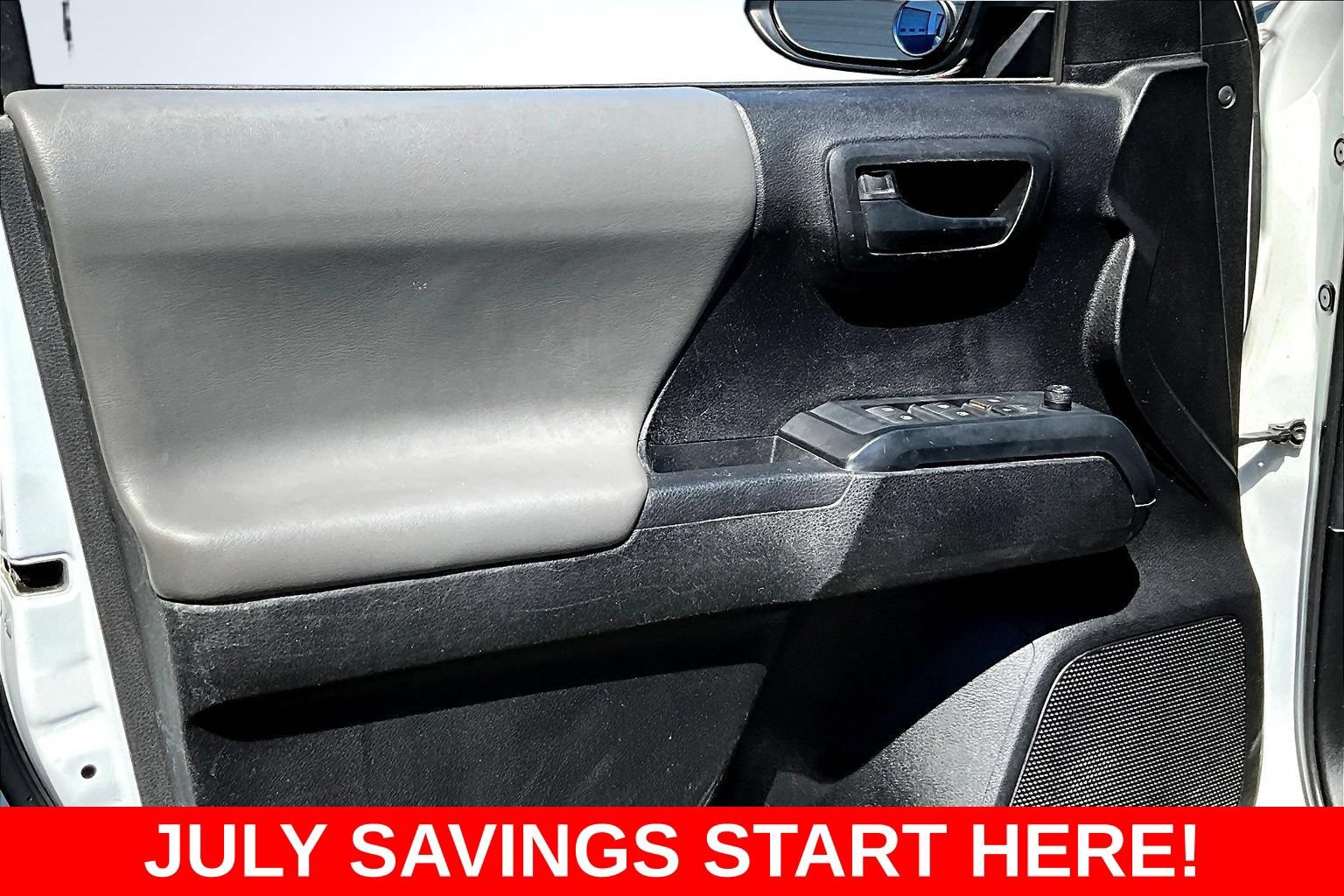 Used 2021 Toyota Tacoma SR AWD/4WD image 25