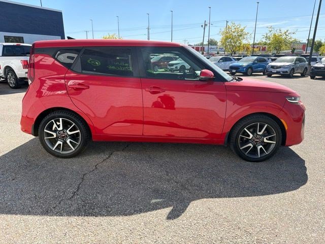 Used 2021 Kia Soul Turbo FWD image 6