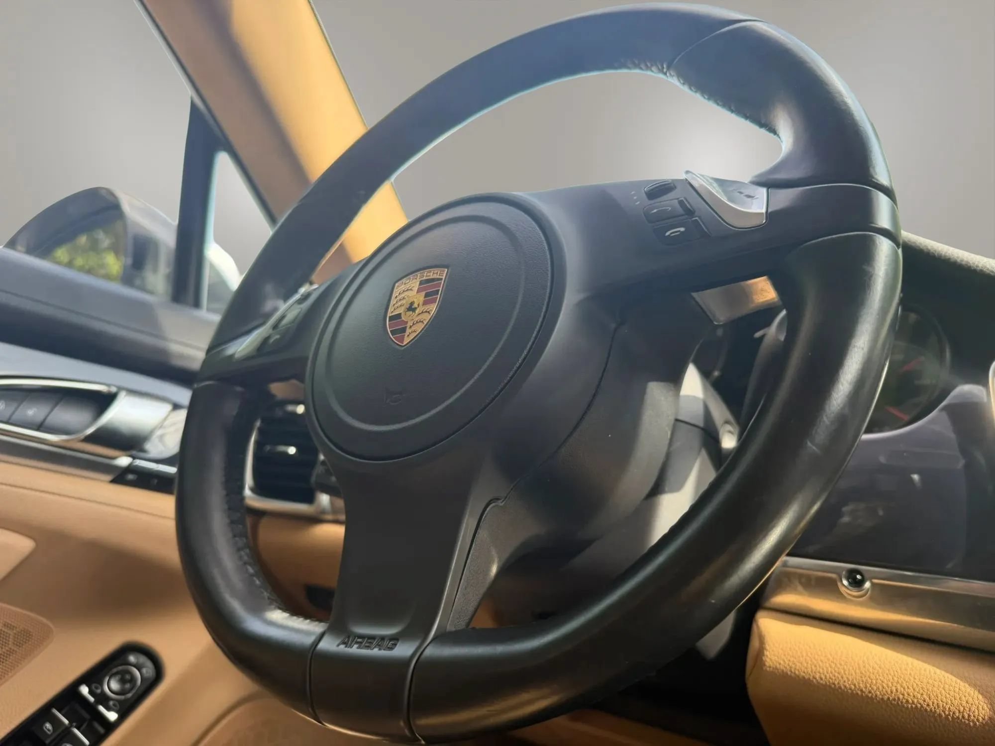 Used 2016 Porsche Panamera Edition w/ Premium Package Plus RWD image 19