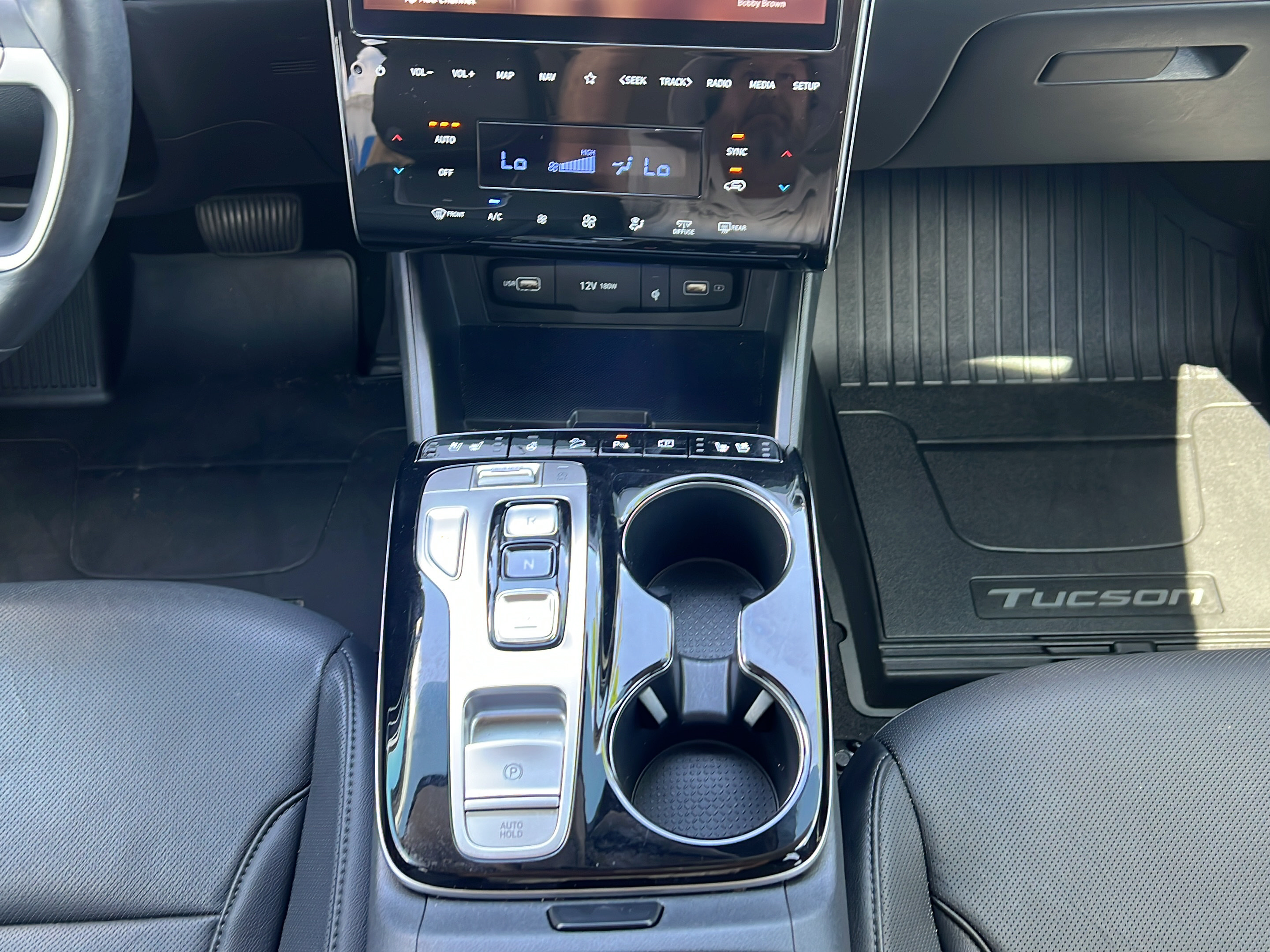 Used 2024 Hyundai Tucson Limited FWD image 15