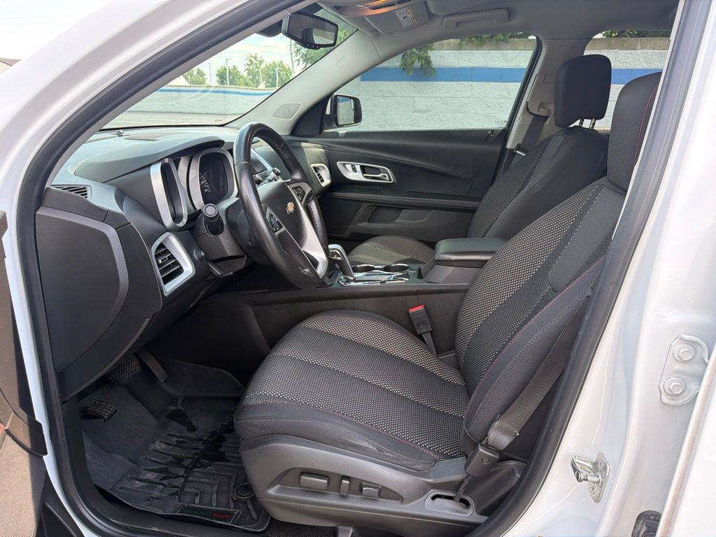 Used 2013 Chevrolet Equinox LT w/ Driver Convenience Package FWD image 16