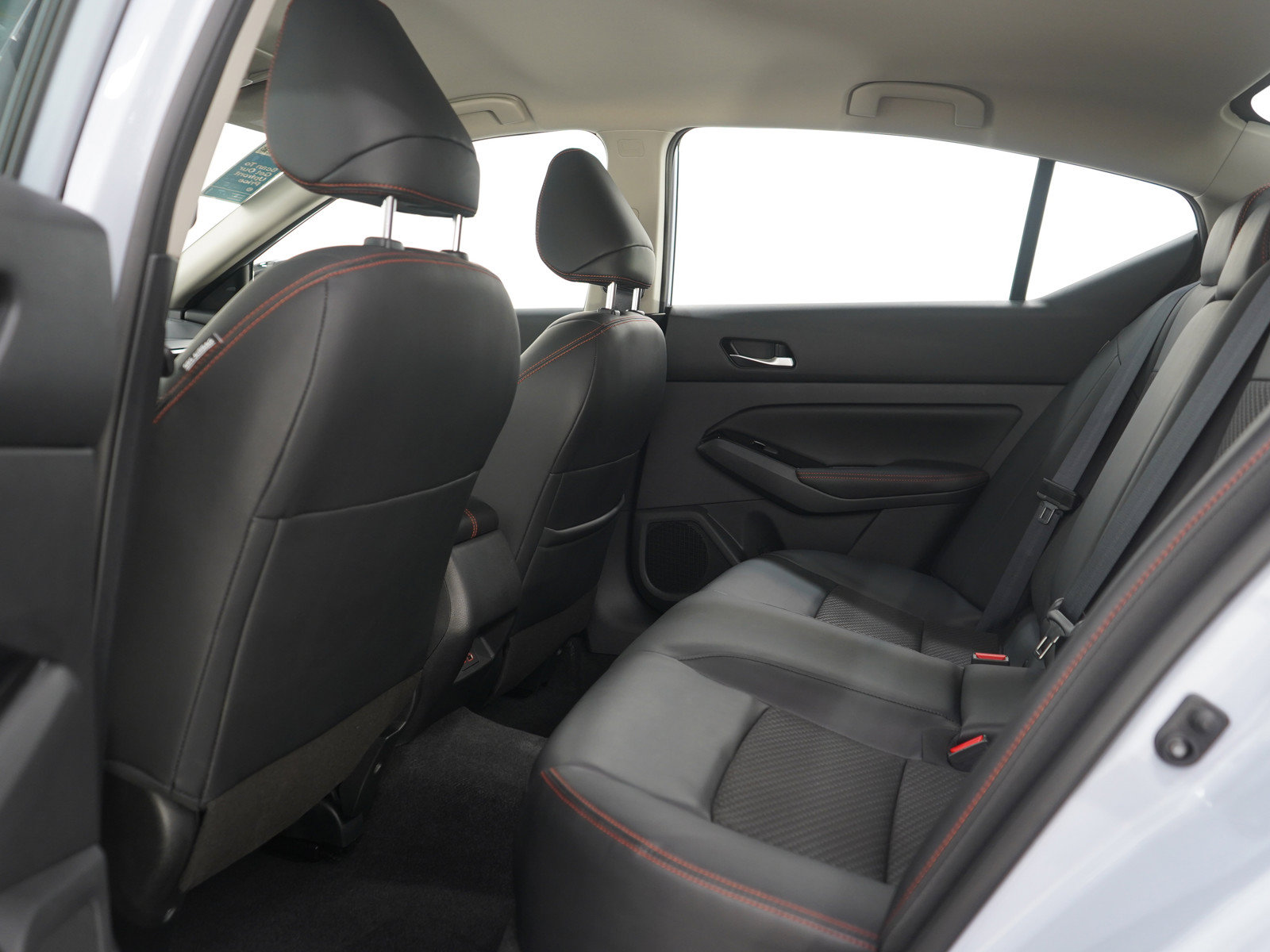 Used 2023 Nissan Altima 2.5 SR AWD/4WD image 17