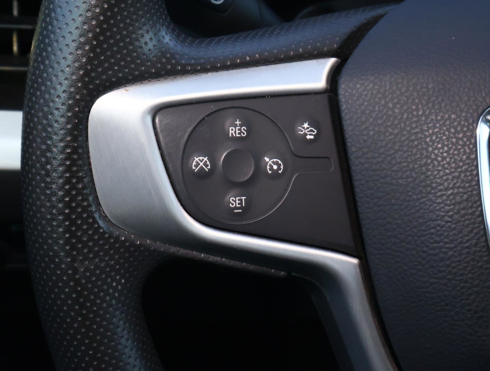 Used 2023 GMC Terrain SLE w/ Driver Convenience Package image 23