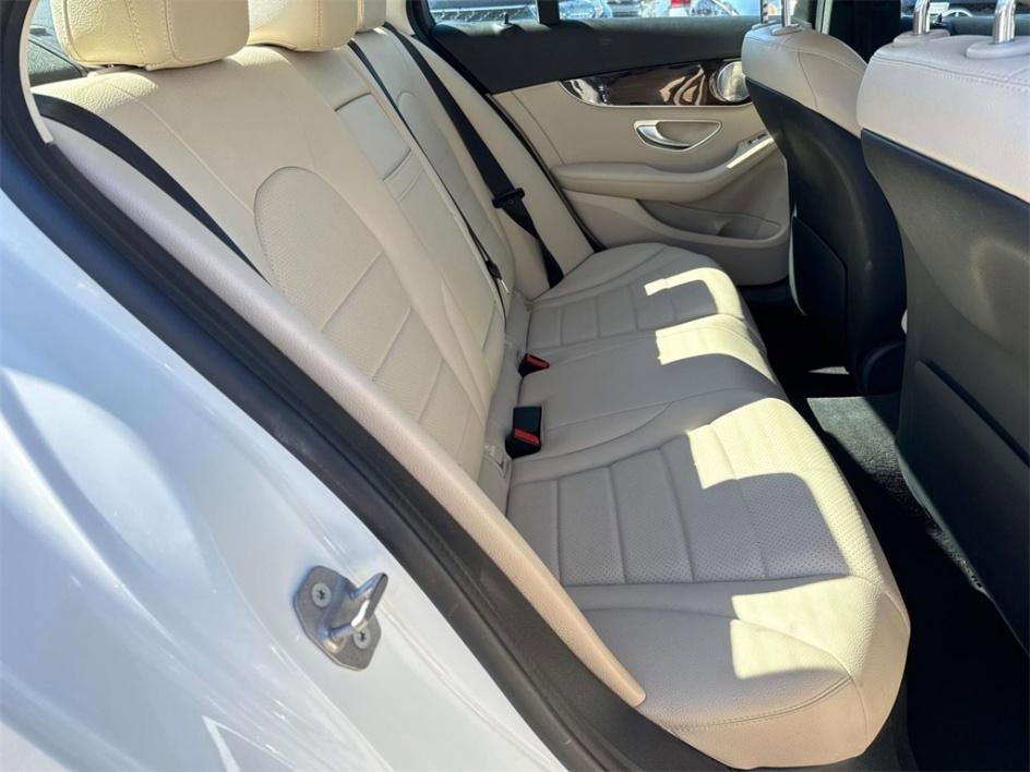 Used 2021 Mercedes-Benz C 300 Sedan w/ Premium Package image 11