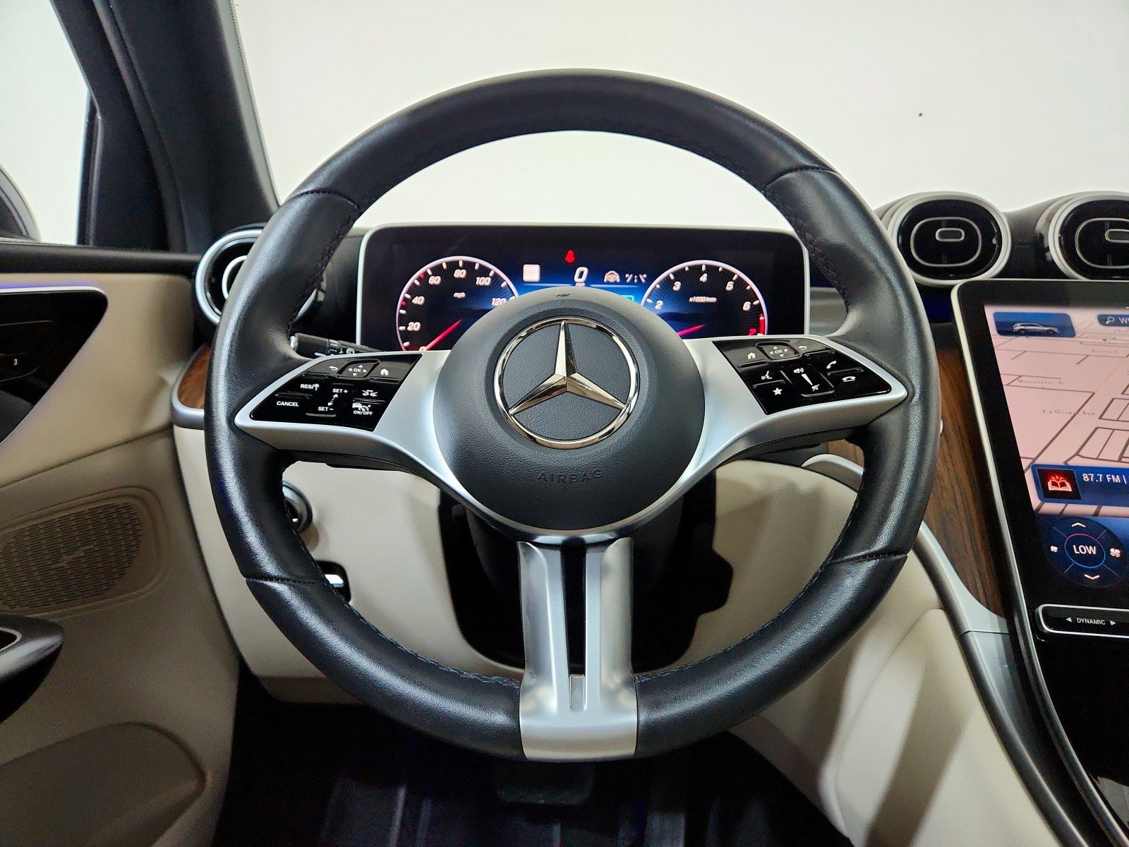 Certified 2024 Mercedes-Benz GLC 300 image 29