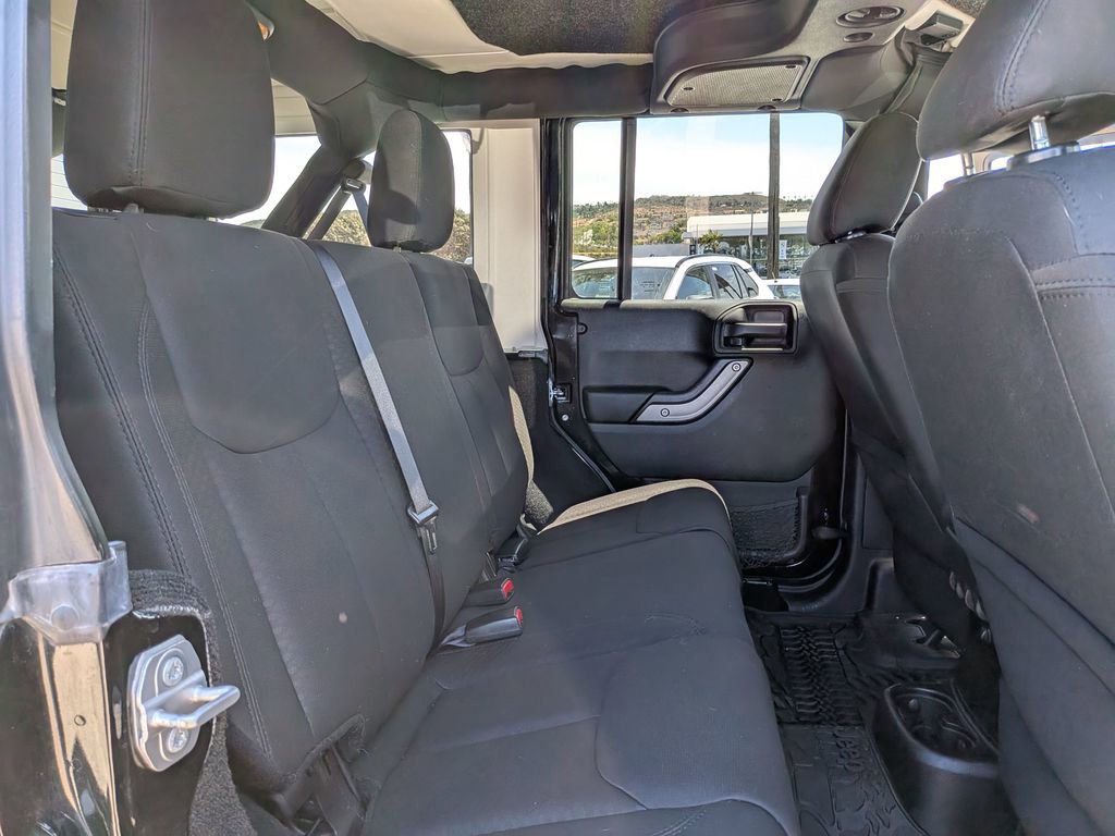 Used 2015 Jeep Wrangler Unlimited Sport w/ Quick Order Package 24S AWD/4WD image 25