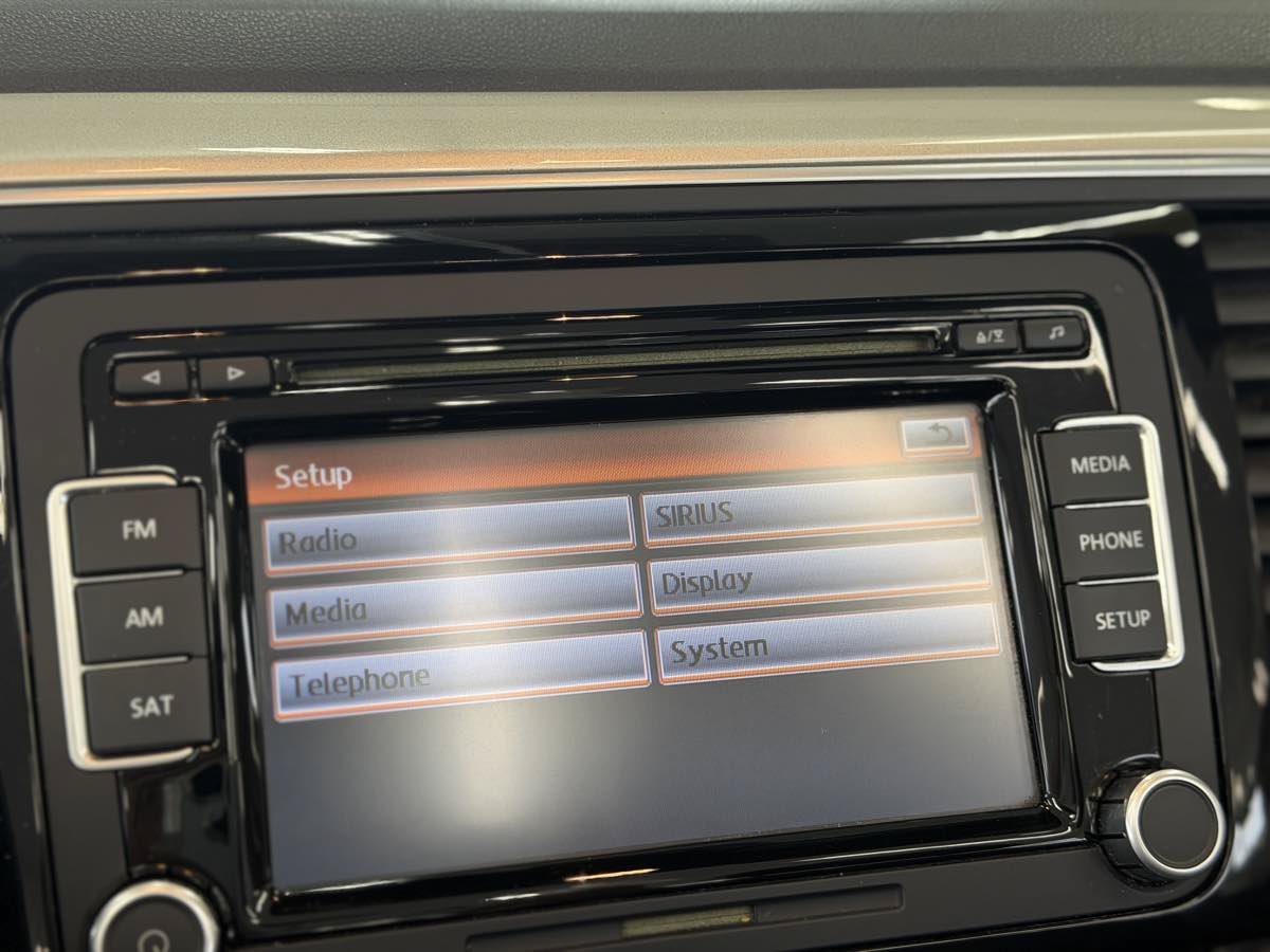 Used 2013 Volkswagen Beetle 2.5 FWD image 48