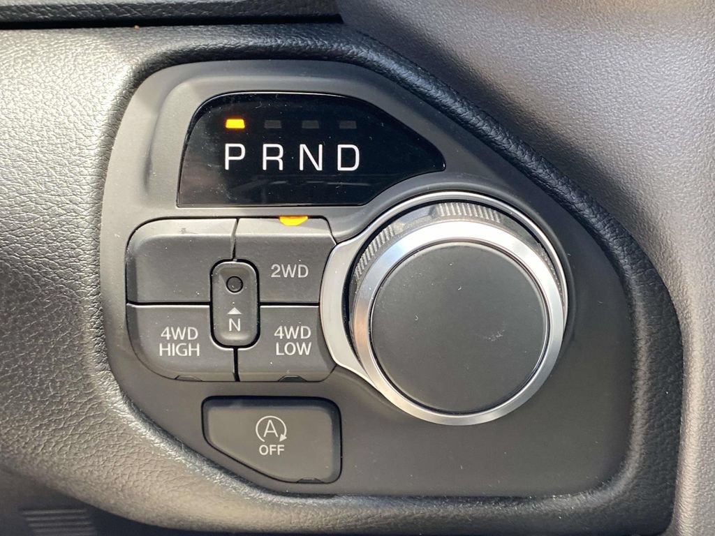 New 2026 RAM 1500 Express AWD/4WD image 30