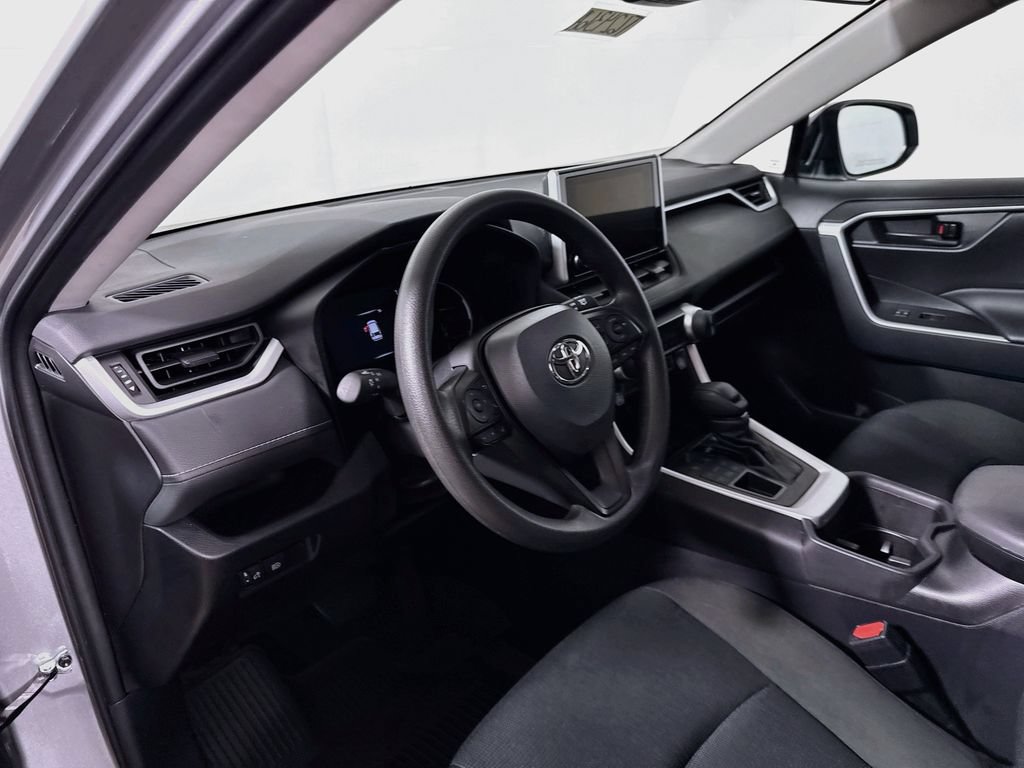 Certified 2024 Toyota RAV4 LE AWD/4WD image 10
