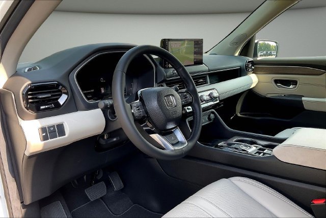 New 2026 Honda Pilot Elite image 7