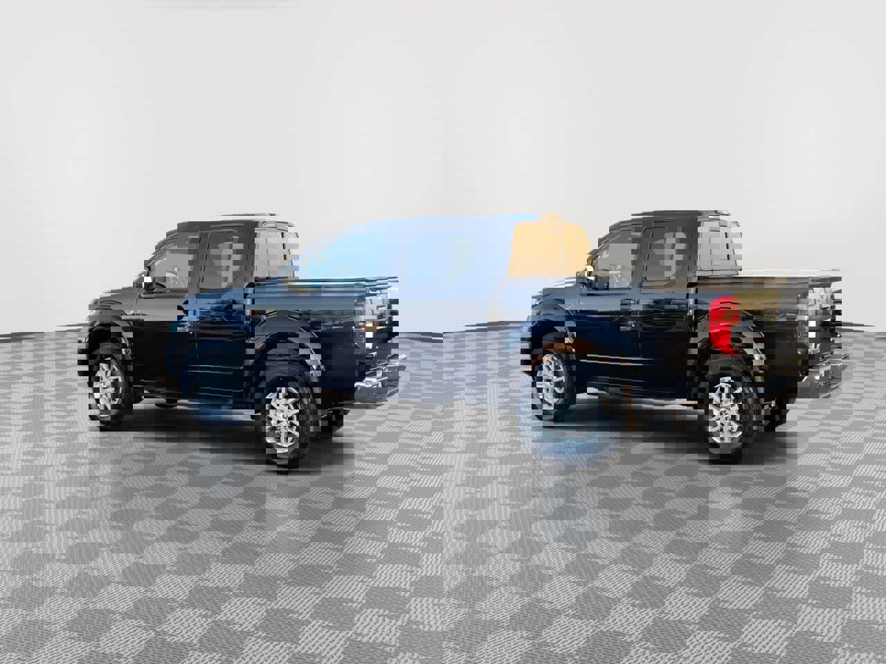 Used 2015 Nissan Frontier SV w/ SV Value Truck Package image 6