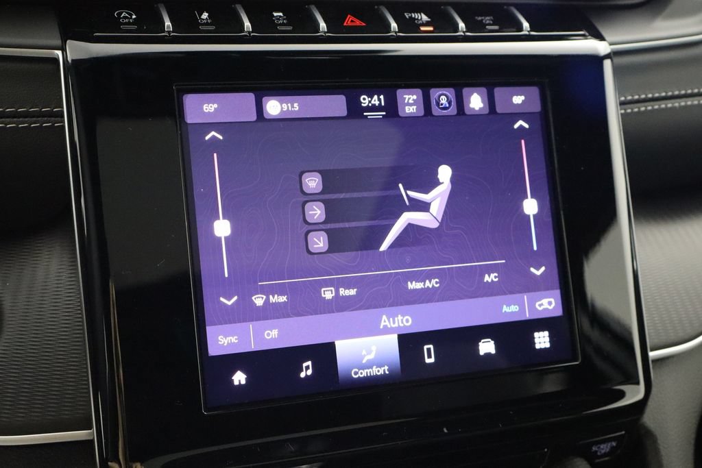 Used 2025 Jeep Grand Cherokee 4WD image 31
