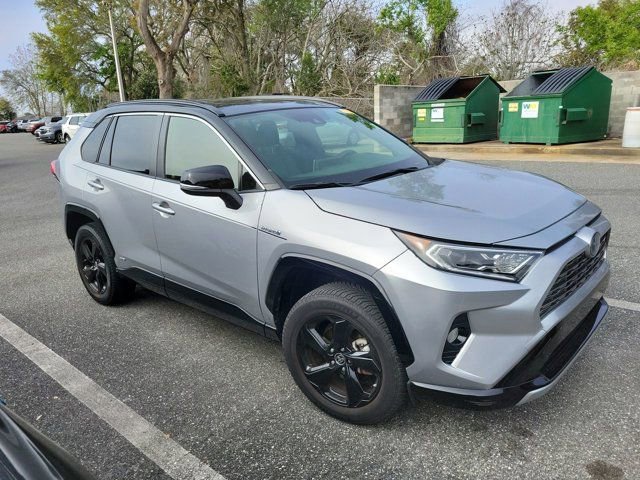 Used 2019 Toyota RAV4 XSE image 3