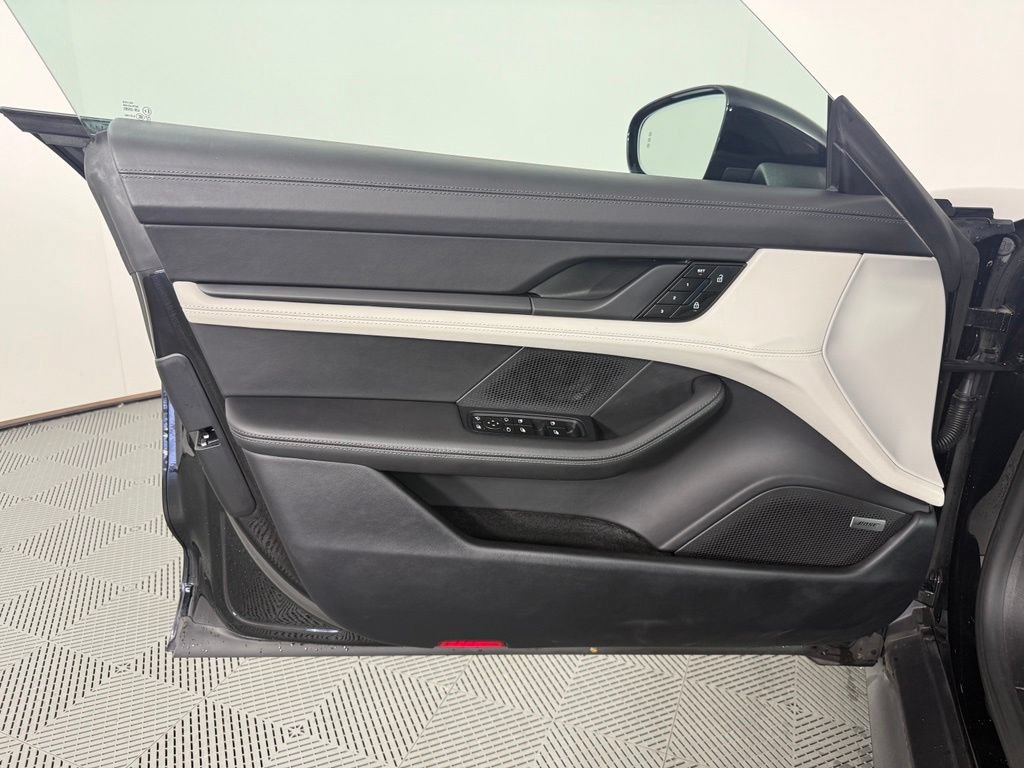 Certified 2024 Porsche Taycan w/ Premium Package RWD image 19