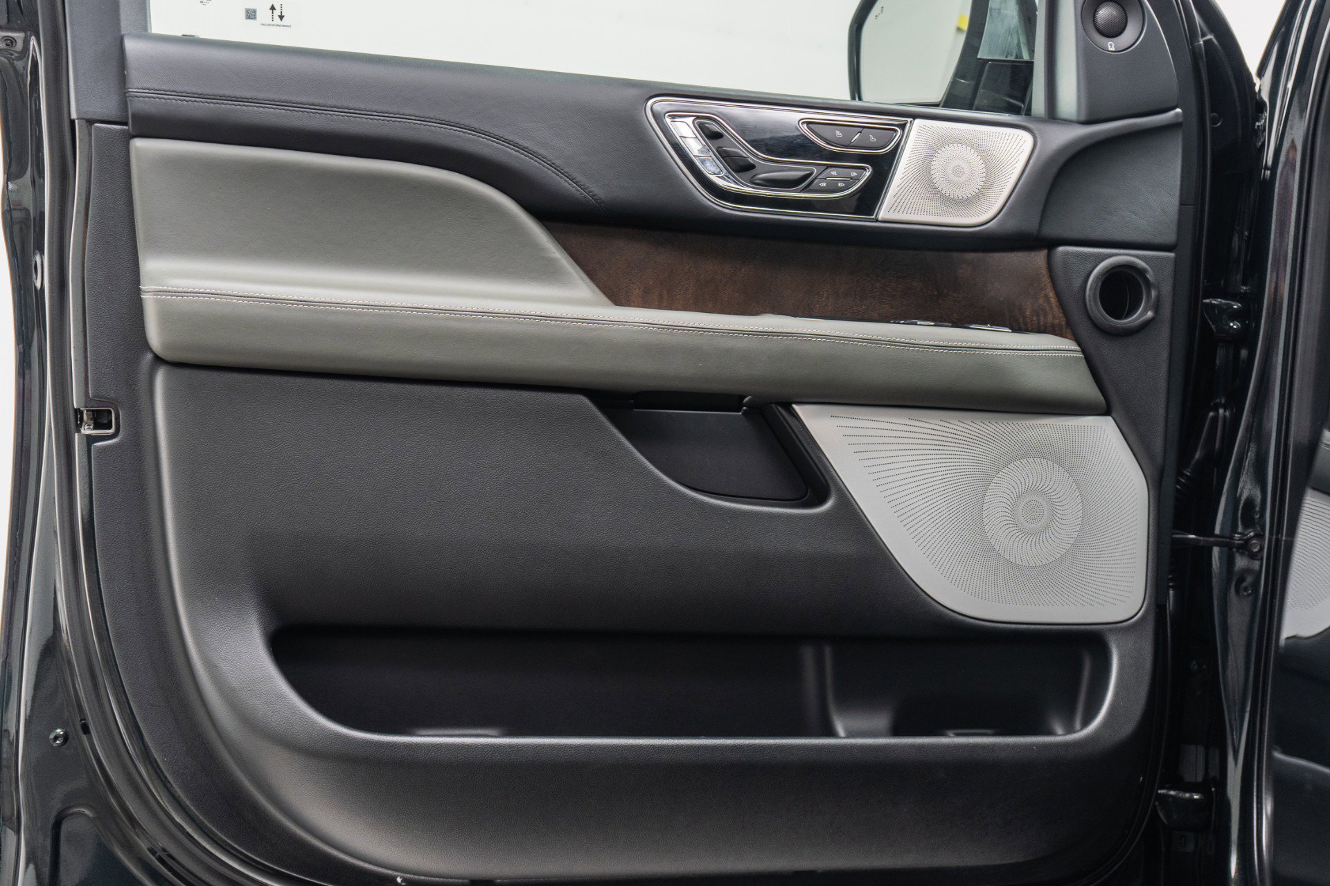 Used 2022 Lincoln Navigator Black Label image 44