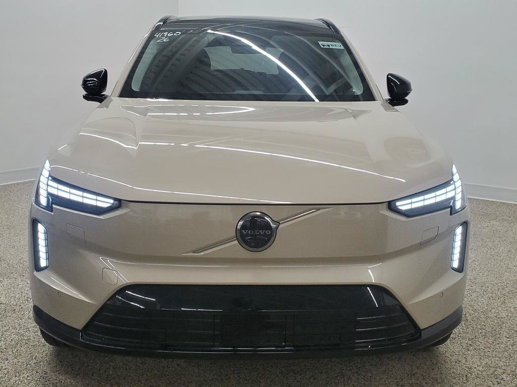 New 2026 Volvo EX90 Plus AWD/4WD image 2