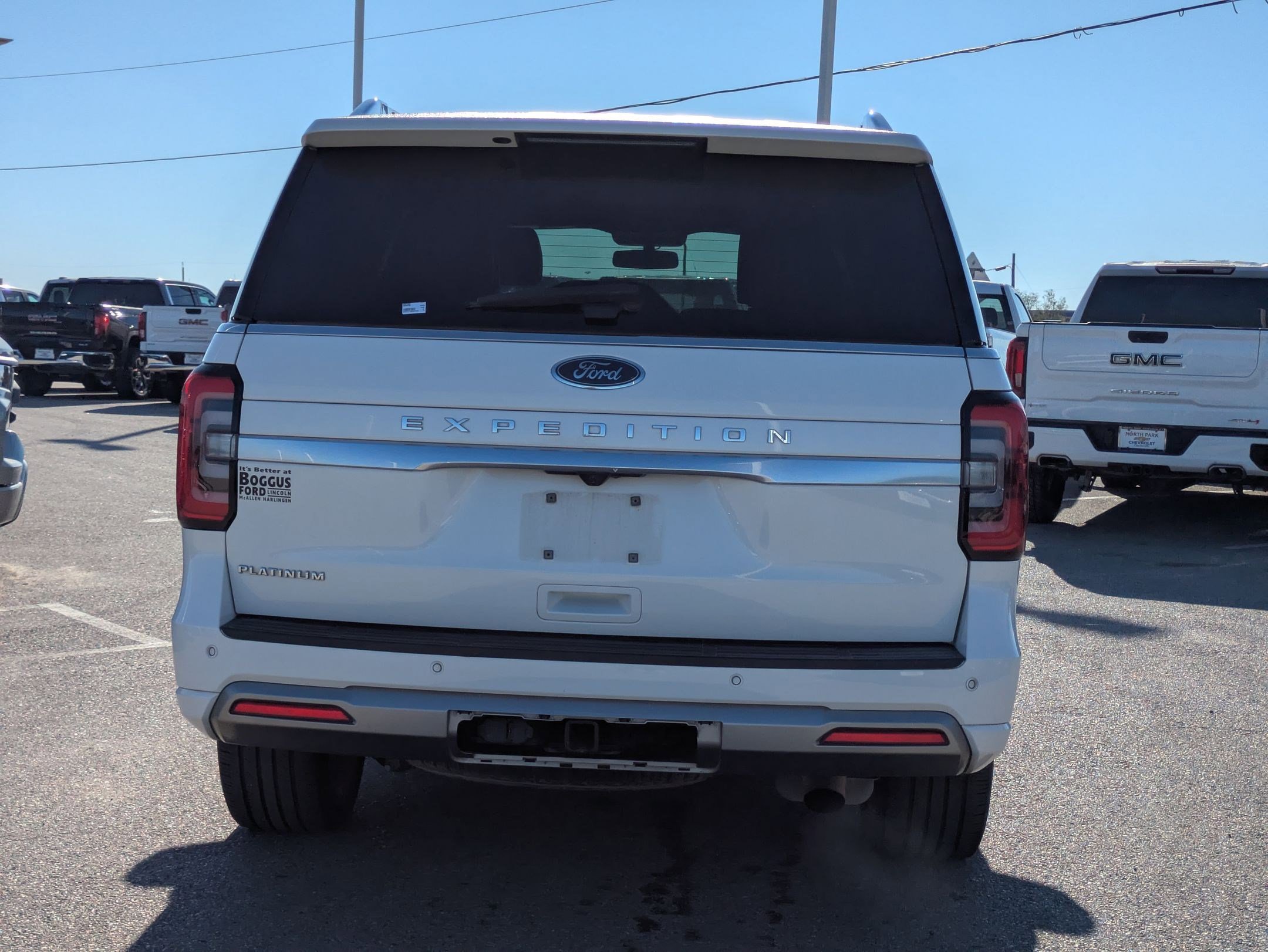 Used 2022 Ford Expedition Platinum image 4