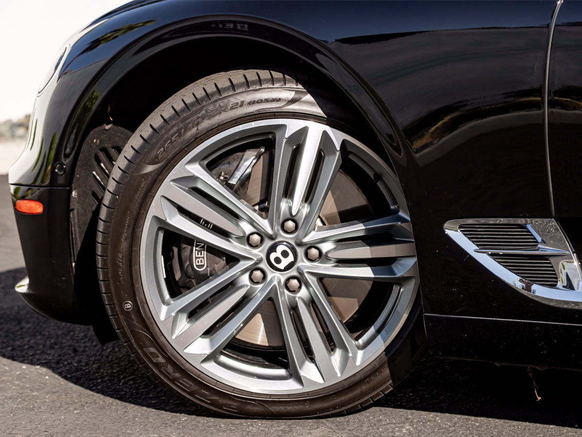 Used 2024 Bentley Continental GT AWD/4WD image 6