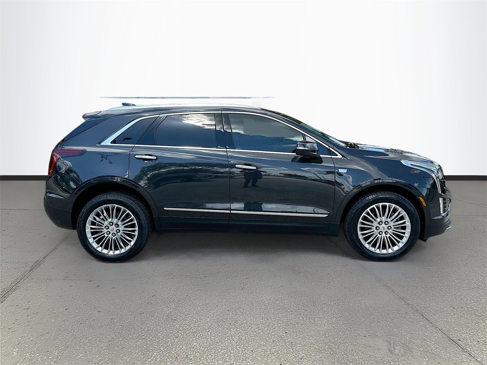 Used 2020 Cadillac XT5 Premium Luxury image 8