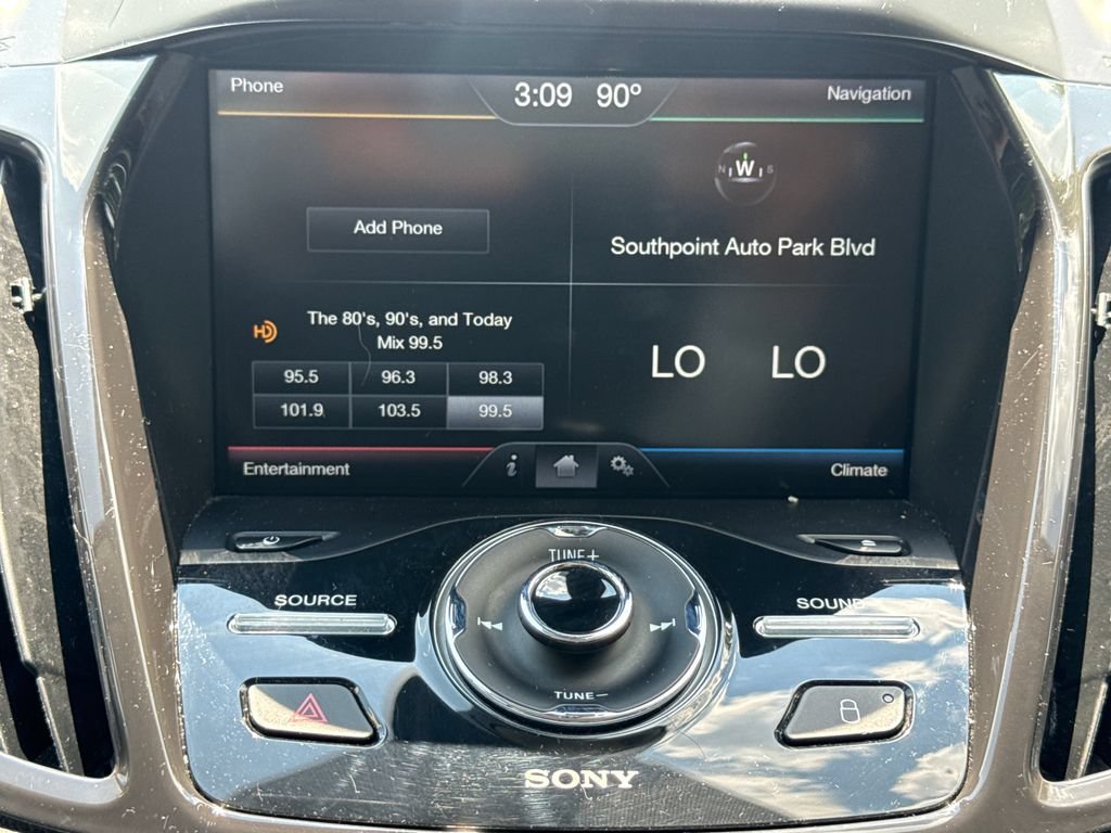 Used 2015 Ford Escape Titanium w/ Equipment Group 301A AWD/4WD image 25