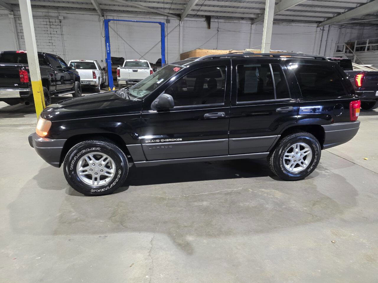 Used 2002 Jeep Grand Cherokee Laredo image 4