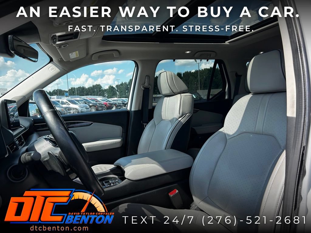 Used 2023 Honda Pilot Elite image 7