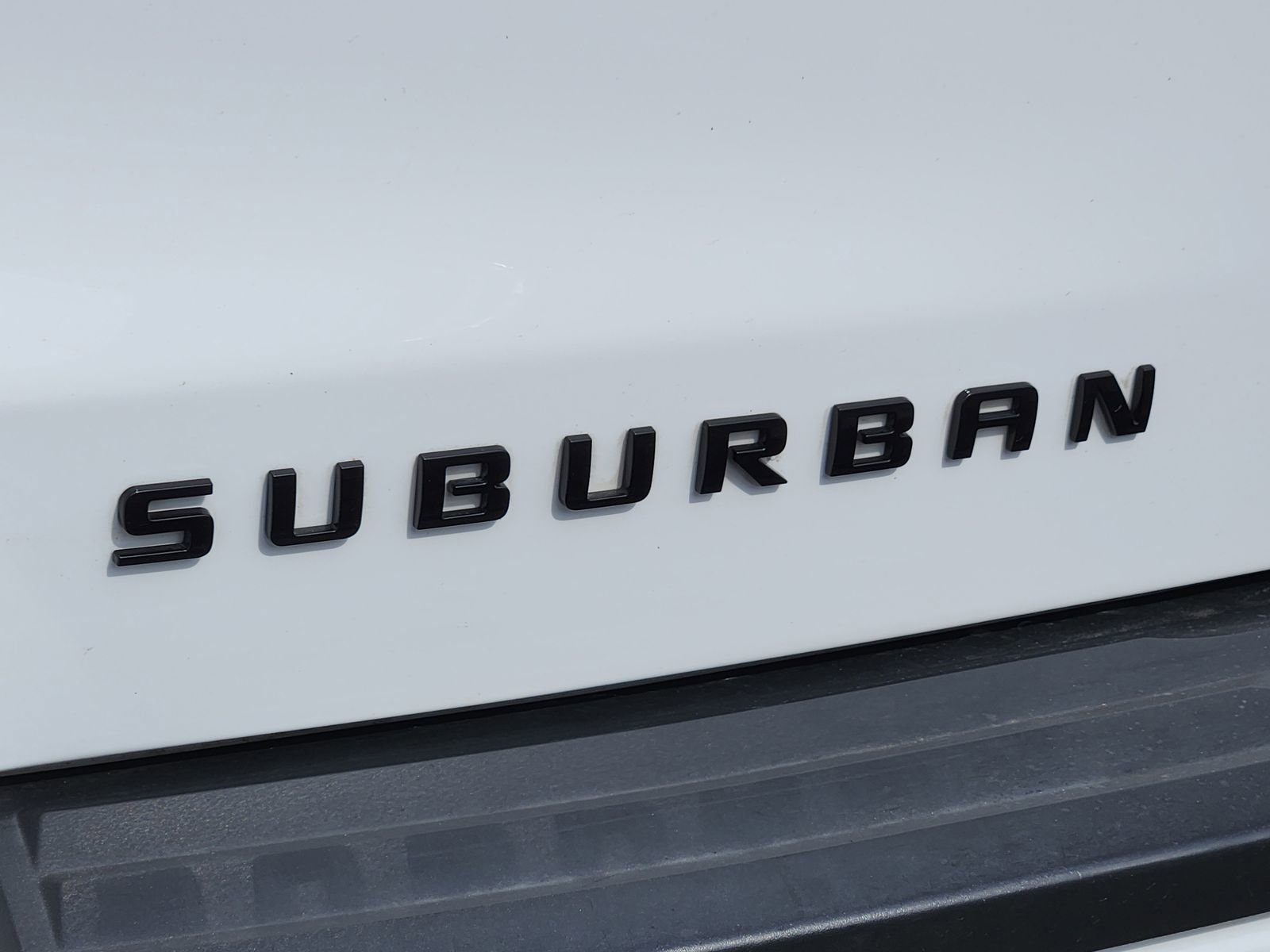 Used 2019 Chevrolet Suburban Premier image 12