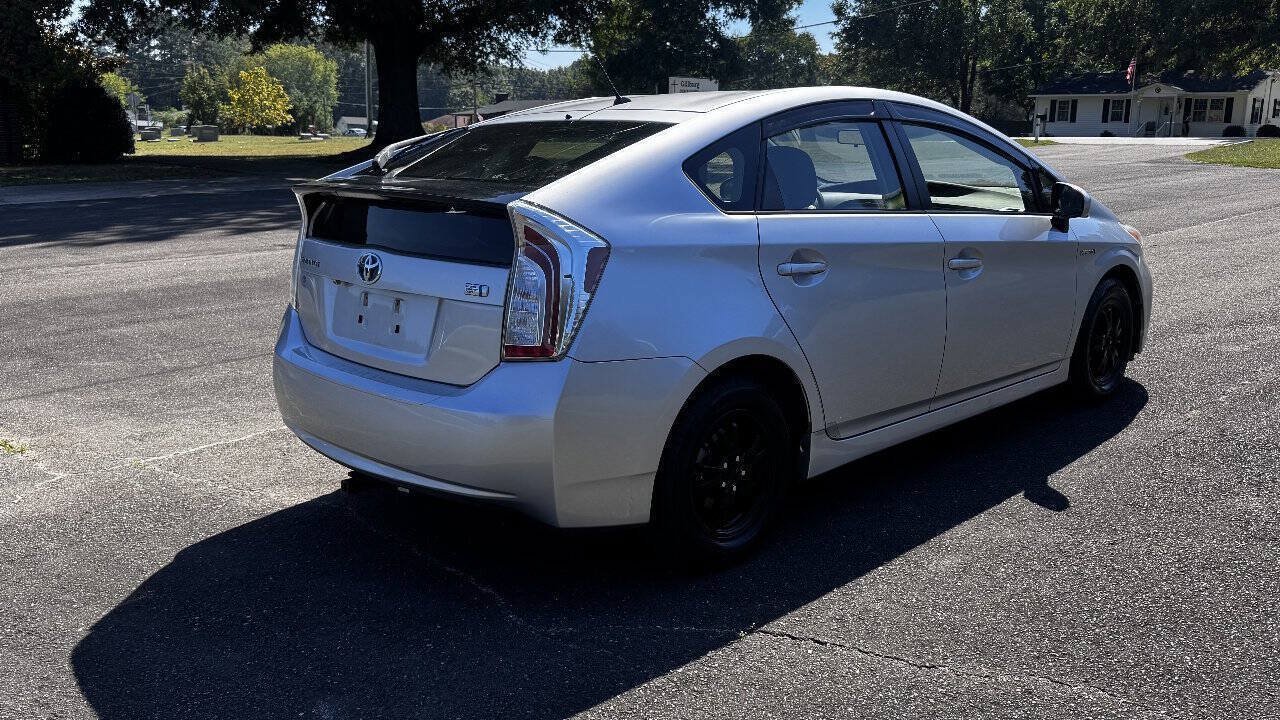 Used 2012 Toyota Prius Two FWD image 8