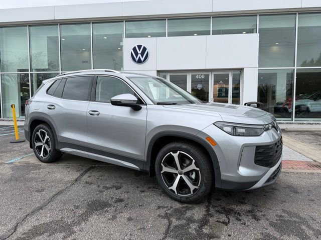 New 2026 Volkswagen Tiguan SE