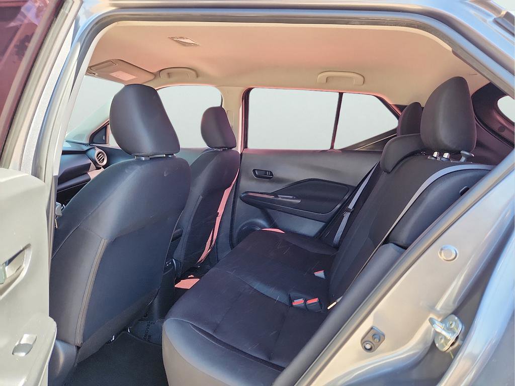 Used 2024 Nissan Kicks S image 18