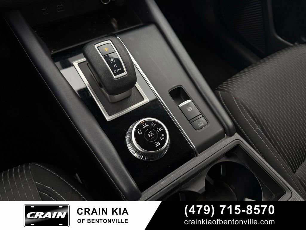 Used 2024 Mitsubishi Outlander ES AWD/4WD image 19