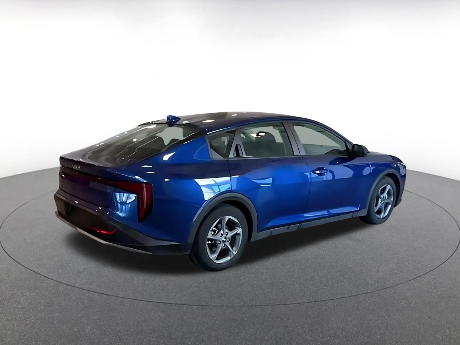 Used 2025 Kia K4 FWD image 12