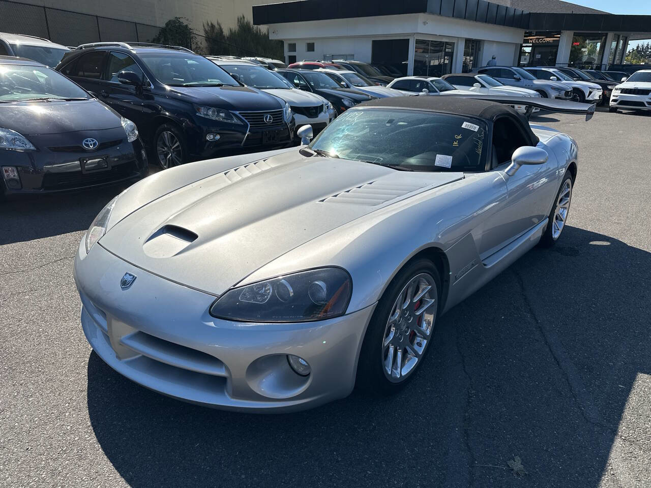 Used 2004 Dodge Viper SRT-10