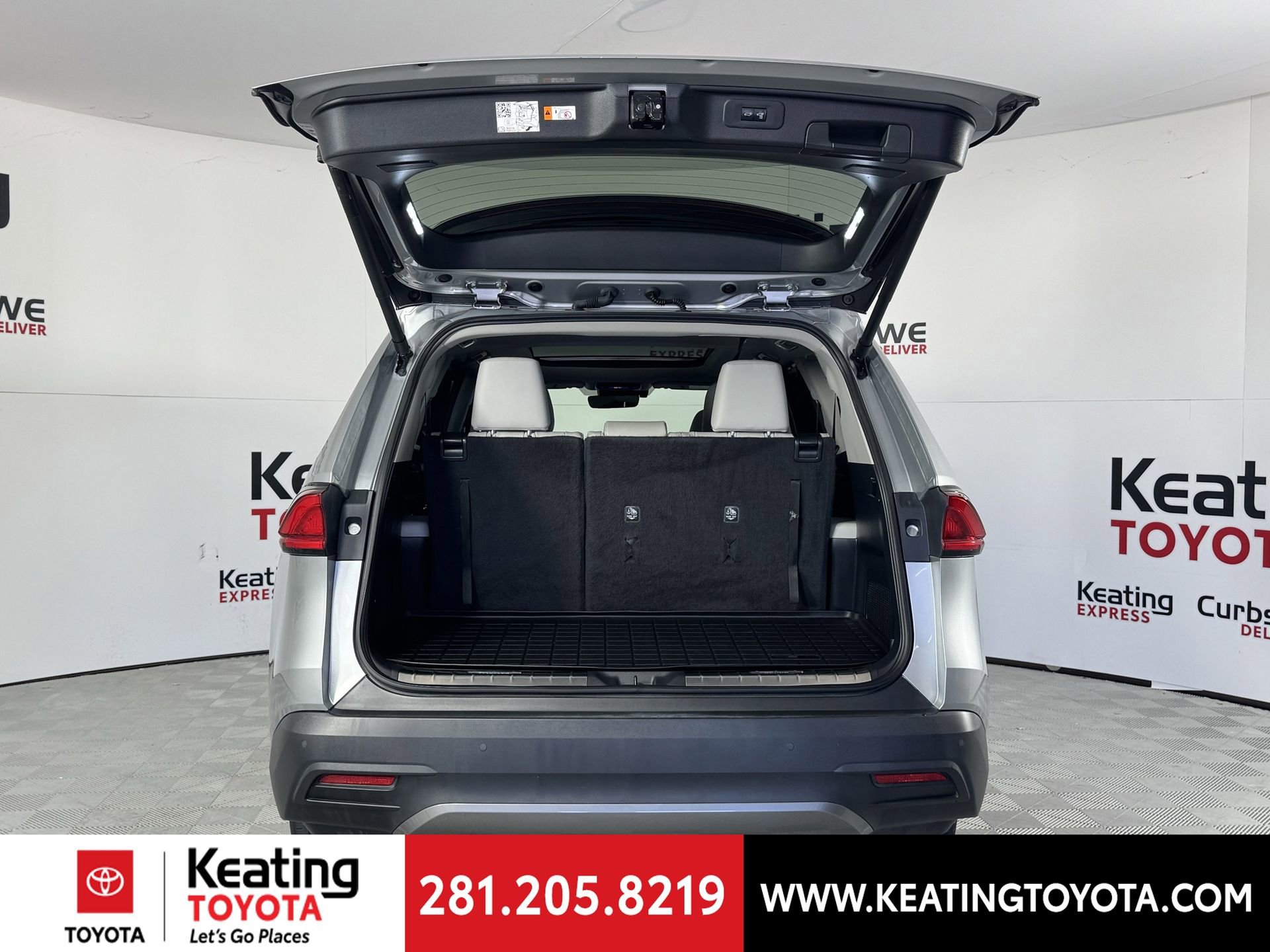 Used 2024 Toyota Grand Highlander Limited image 17