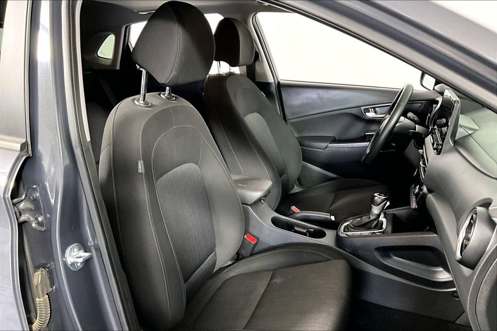 Used 2023 Hyundai Kona SEL w/ Convenience Package FWD image 7