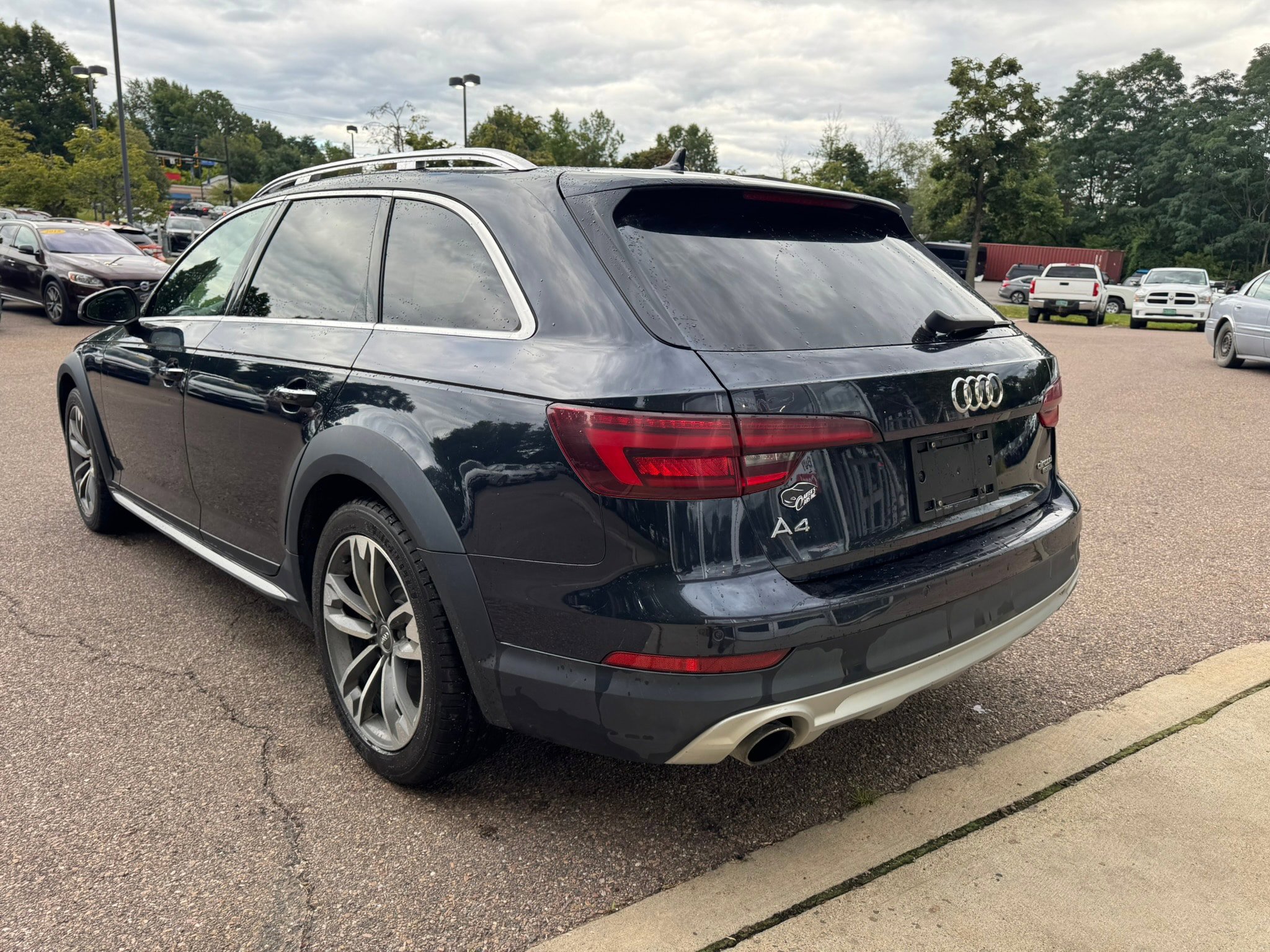 Used 2018 Audi A4 2.0T allroad Premium Plus AWD/4WD image 5