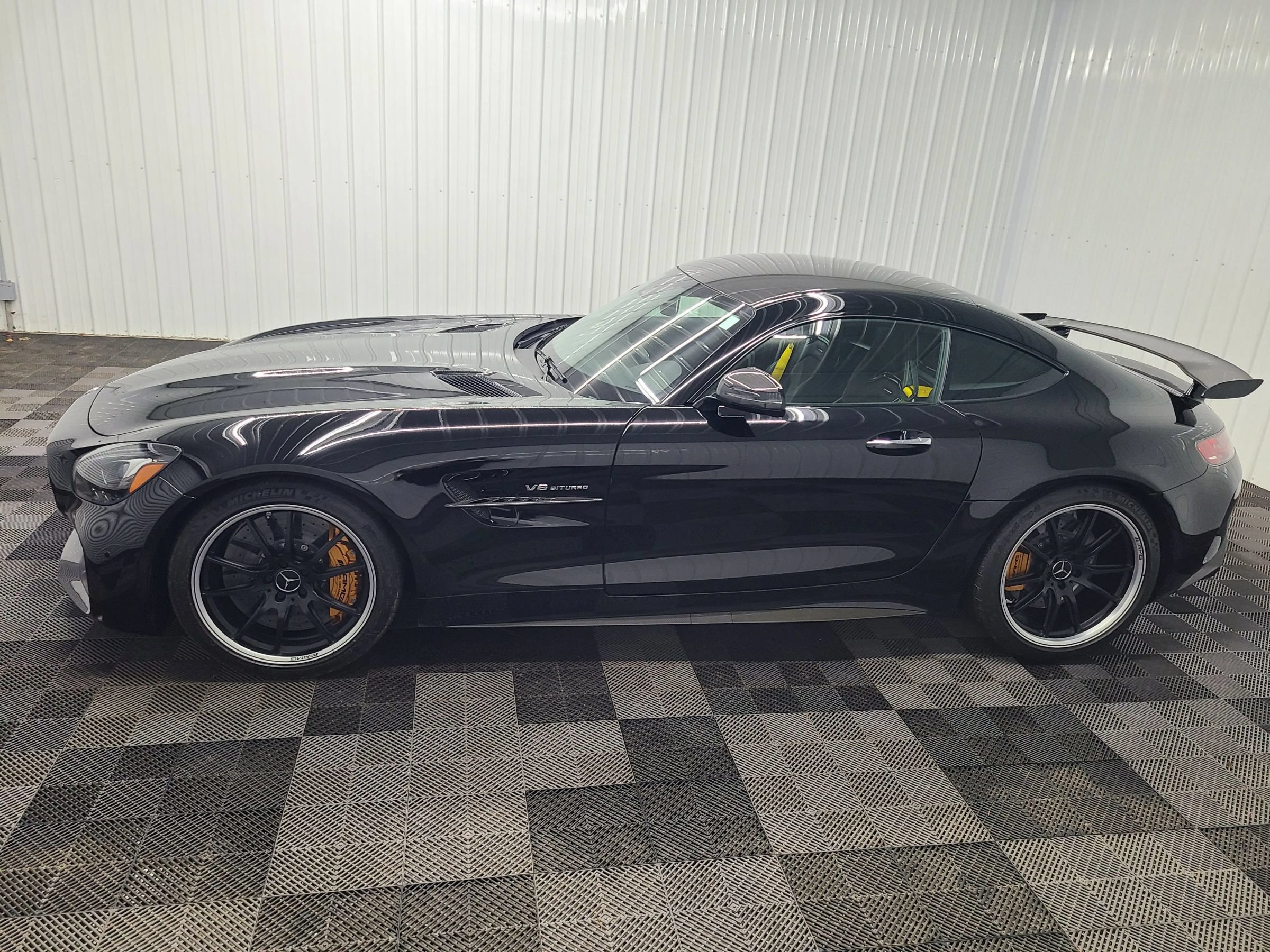 Used 2019 Mercedes-Benz AMG GT R image 30