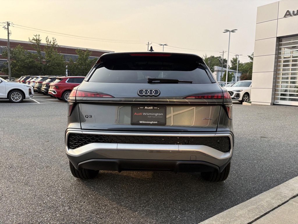 New 2026 Audi Q3 quattro 2.0T AWD/4WD image 4