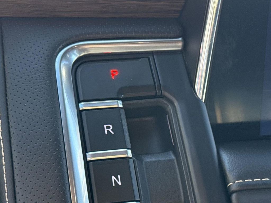 Used 2024 Chevrolet Tahoe Premier image 14